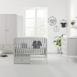 Kidsmill Amy Commode Breed Grijs -Kindermeubels Winkel amy sfeer new 2 10 7b27