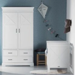 Kidsmill Savigno Babybed 70 X 140 Cm Wit Met Kruis -Kindermeubels Winkel kidsmill savigno babybed 60 x 120 cm wit met kruis 2 710d