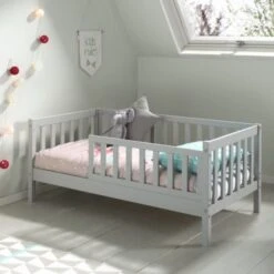 Vipack Toddler Ledikant Verticaal Grijs 70 X 140 Cm -Kindermeubels Winkel pbbe7015 vipack toddler peuterbed 70 grijs sfeer 15ce