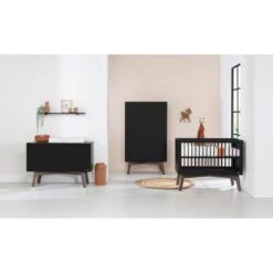 Kidsmill Sixties Babybed Zwart Mat / Walnoot 60 X 120 Cm -Kindermeubels Winkel sixties zwart donker noten sfeer zonder bladvergroter 2 012d