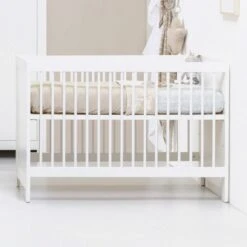 Europe Baby Vittoria III Babybed Wit 60 X 120 Cm -Kindermeubels Winkel vittoria wit sfeer 3 7 0424